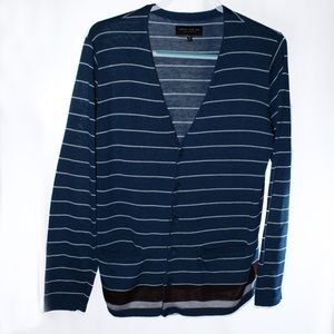 Twentyone Men Blue with White Stripe Cardigan Sweater Size XL Long Sleeves.